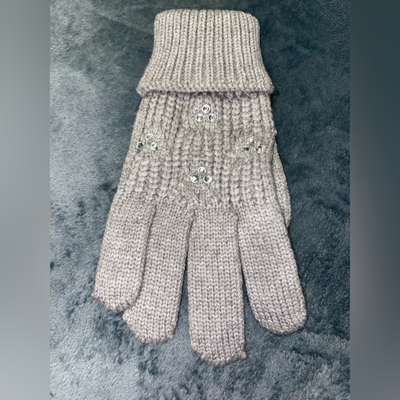NWT. Zara Kids Gray Knit Gloves. Size 6-9 years. - Picture 4 of 8